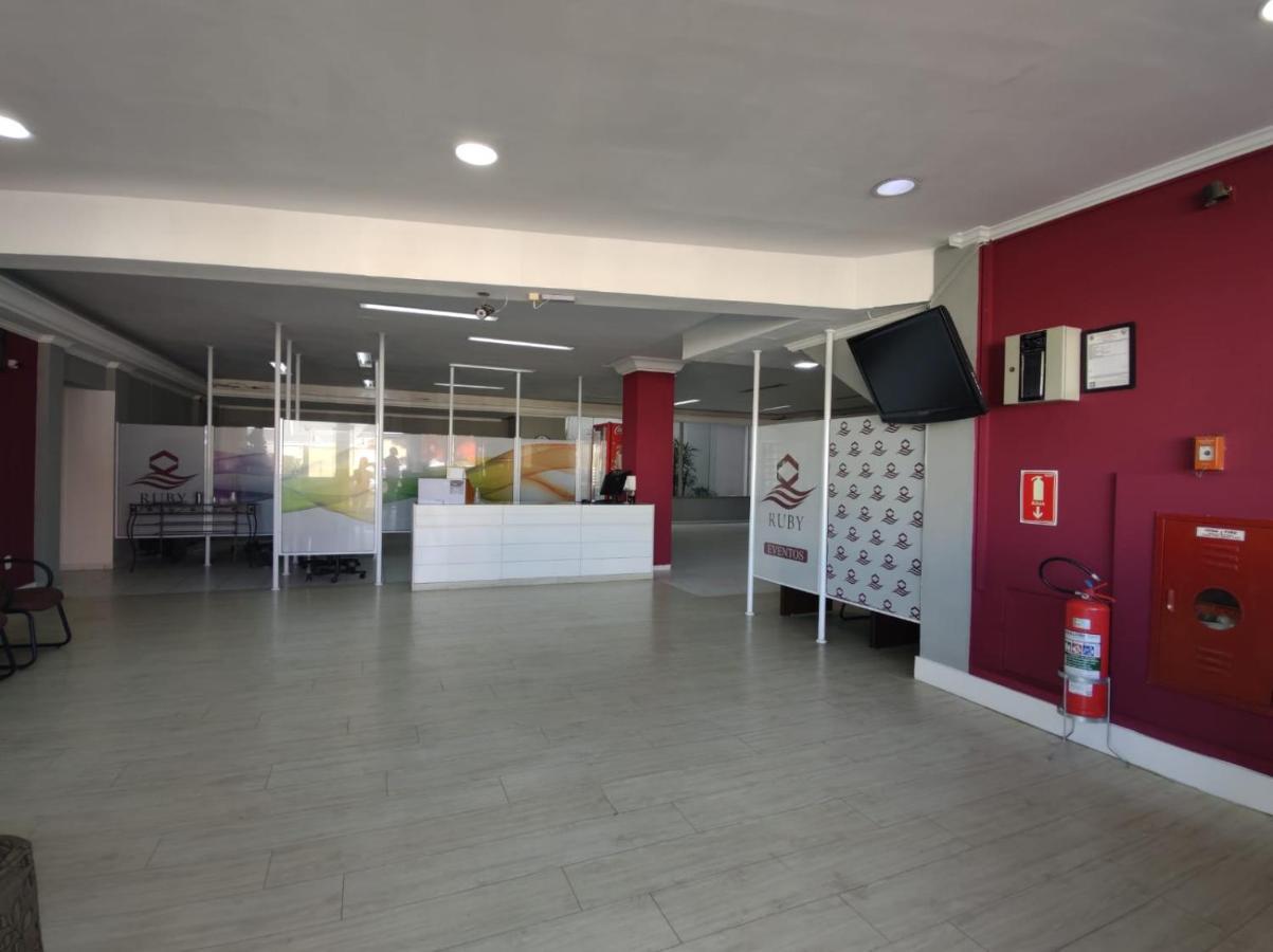 Hotel Ruby Hospedagens à Indaiatuba Extérieur photo